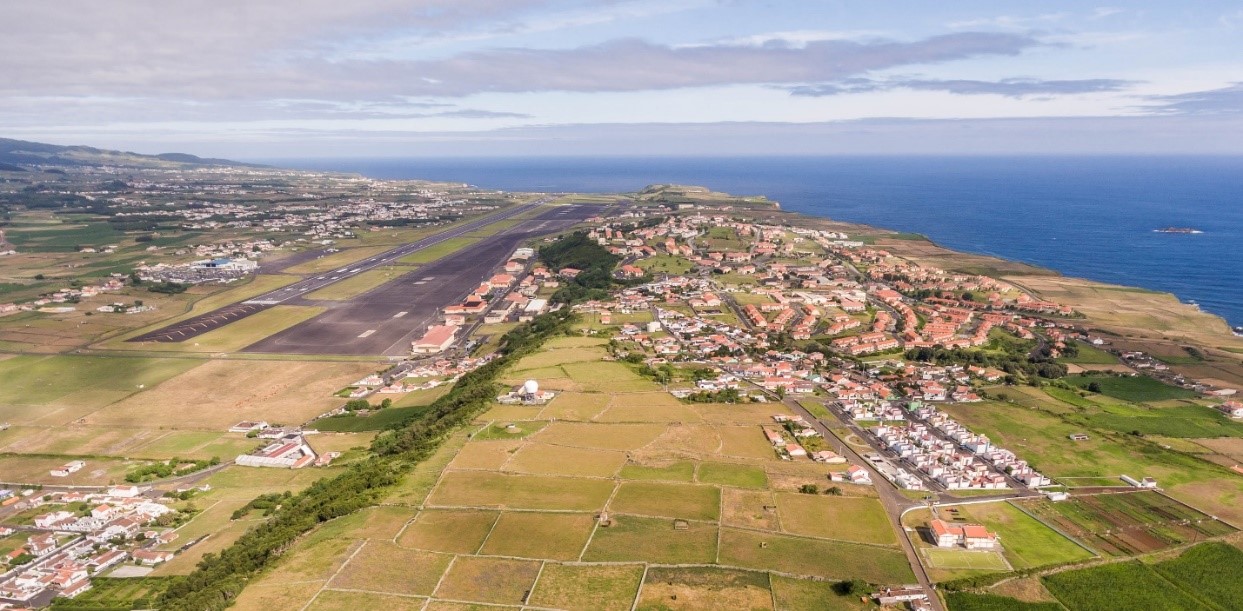 Lajes Family Housing